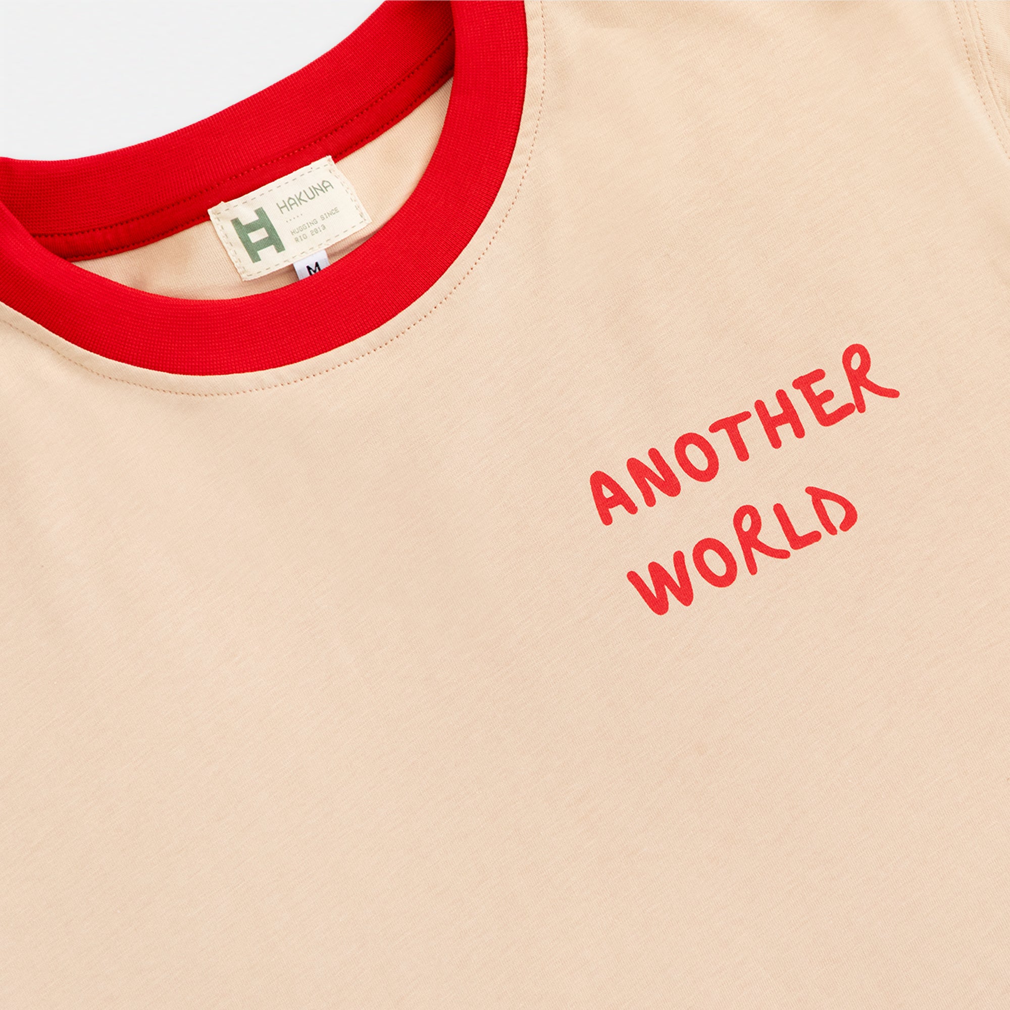 Camiseta Another World