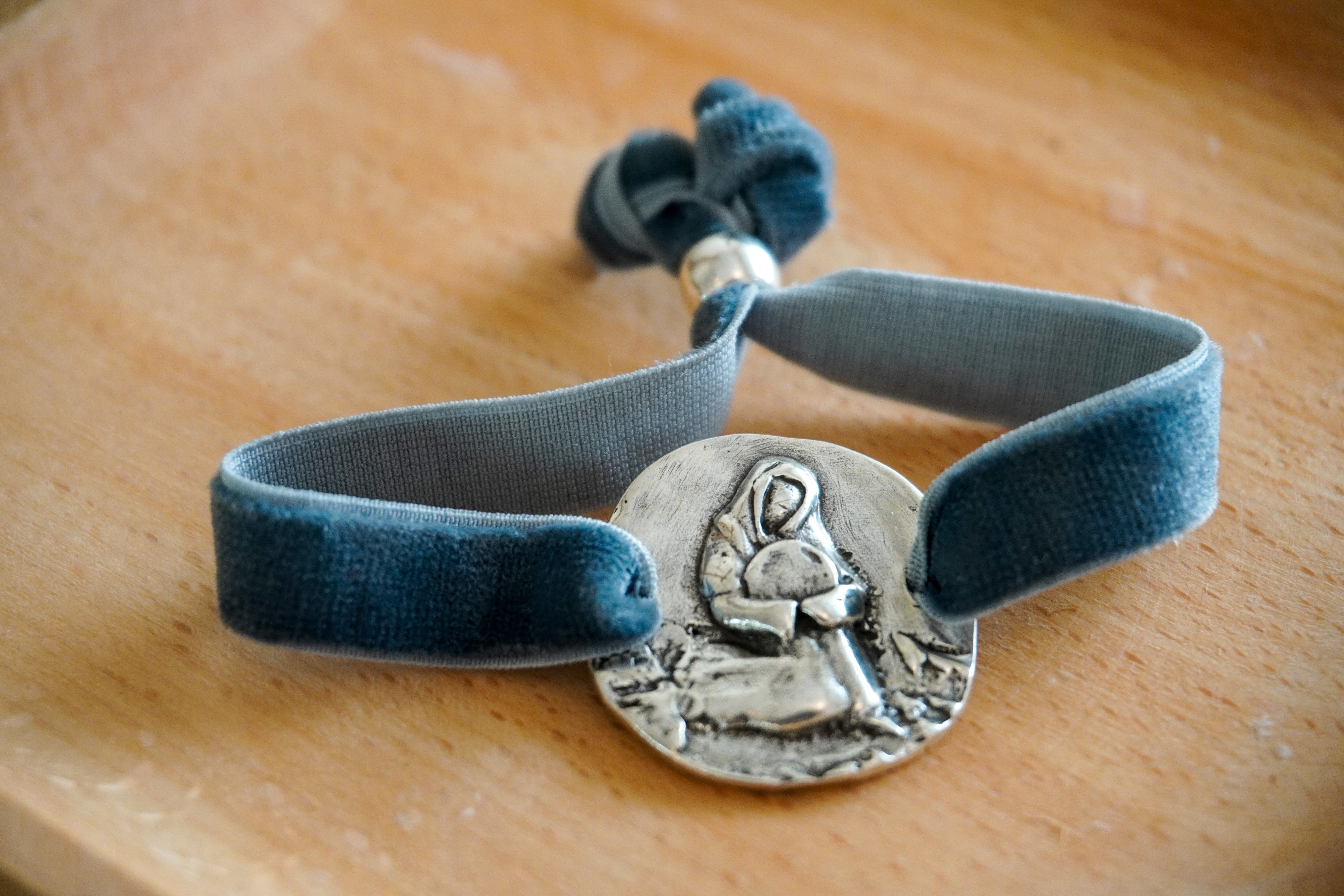 Pulsera Madre de Hakuna - Terciopelo