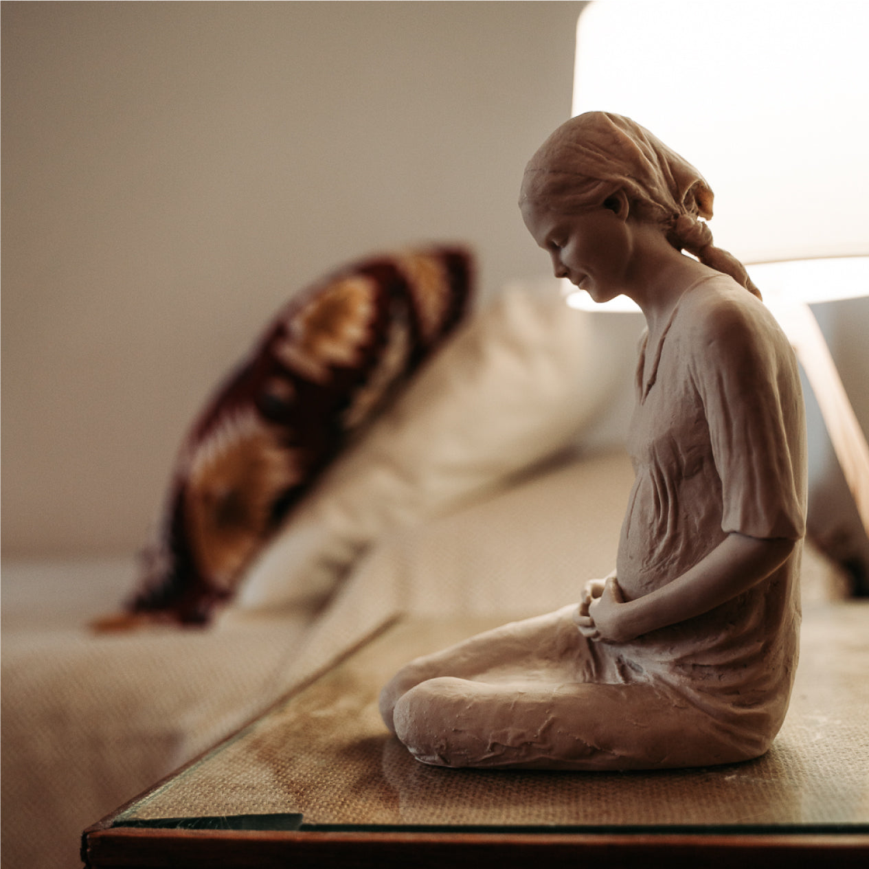 Escultura Madre de Hakuna 21cm mesilla