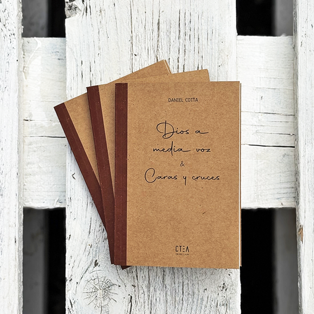 Dios a media voz & Caras y cruces