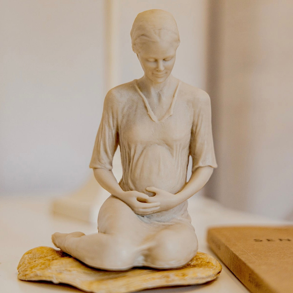 Escultura Madre de Hakuna 12cm