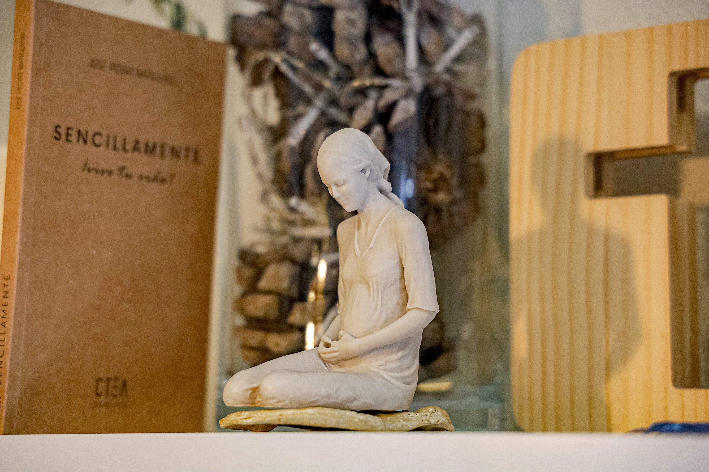 Escultura Madre de Hakuna 12cm Estantería