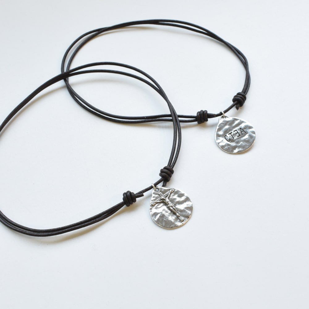 Medalla Cristo CTEA + Colgante