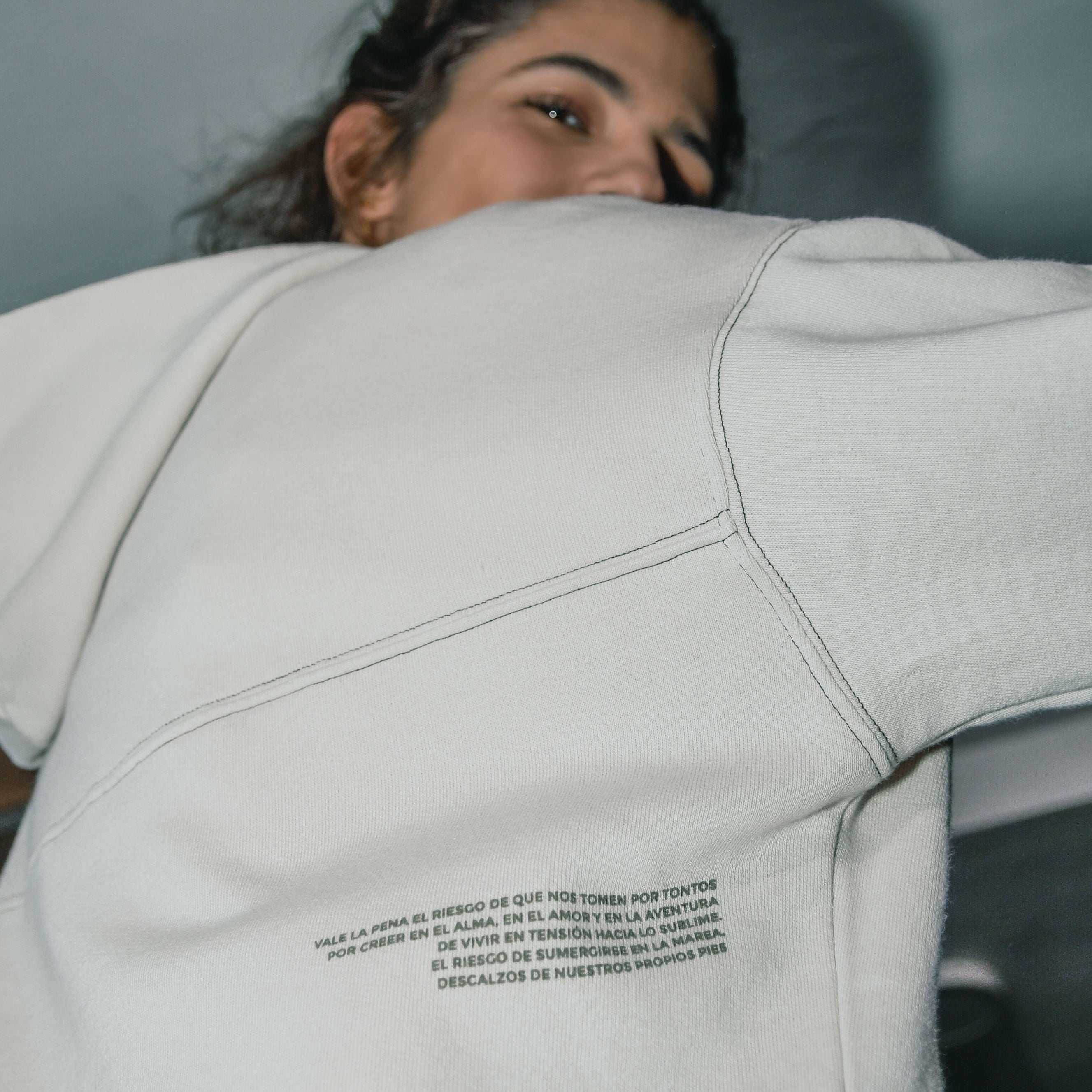 Sudadera Bello es el Riesgo